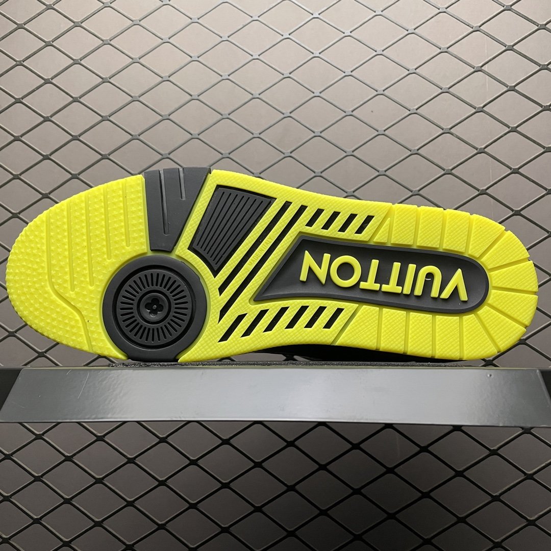 Replica Louis Vuitton Shoe Louis Vuitton Trail Sneaker LV _01006