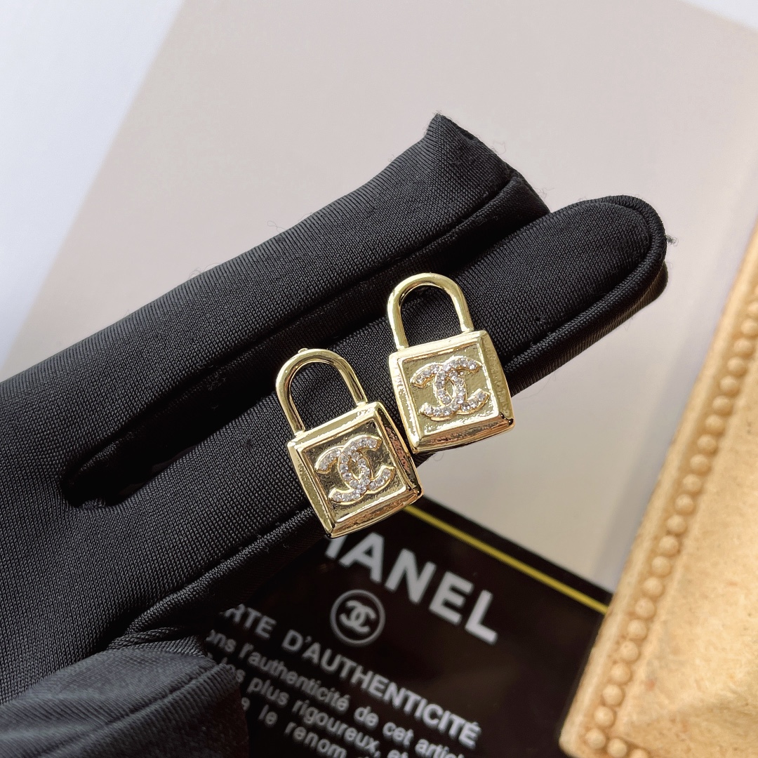 Replica CHANEL Earring