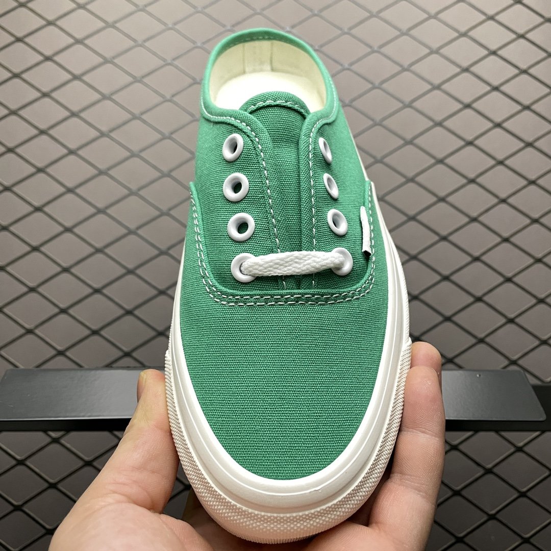 Replica Vans Shoe Vans Authentic 35-44 5.30 001
