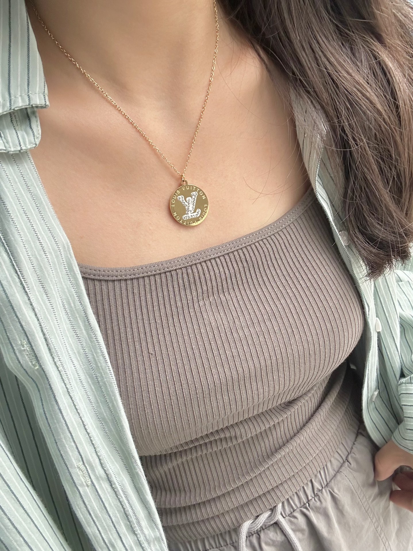 Replica LOUIS VUITTON Necklace