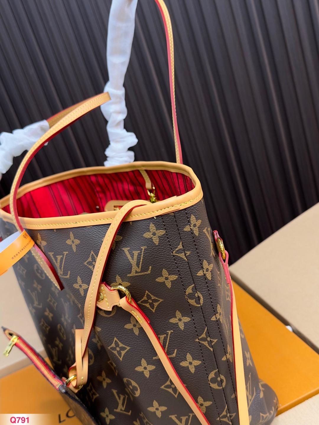 Replica Louis Vuitton Bag 29*32CM