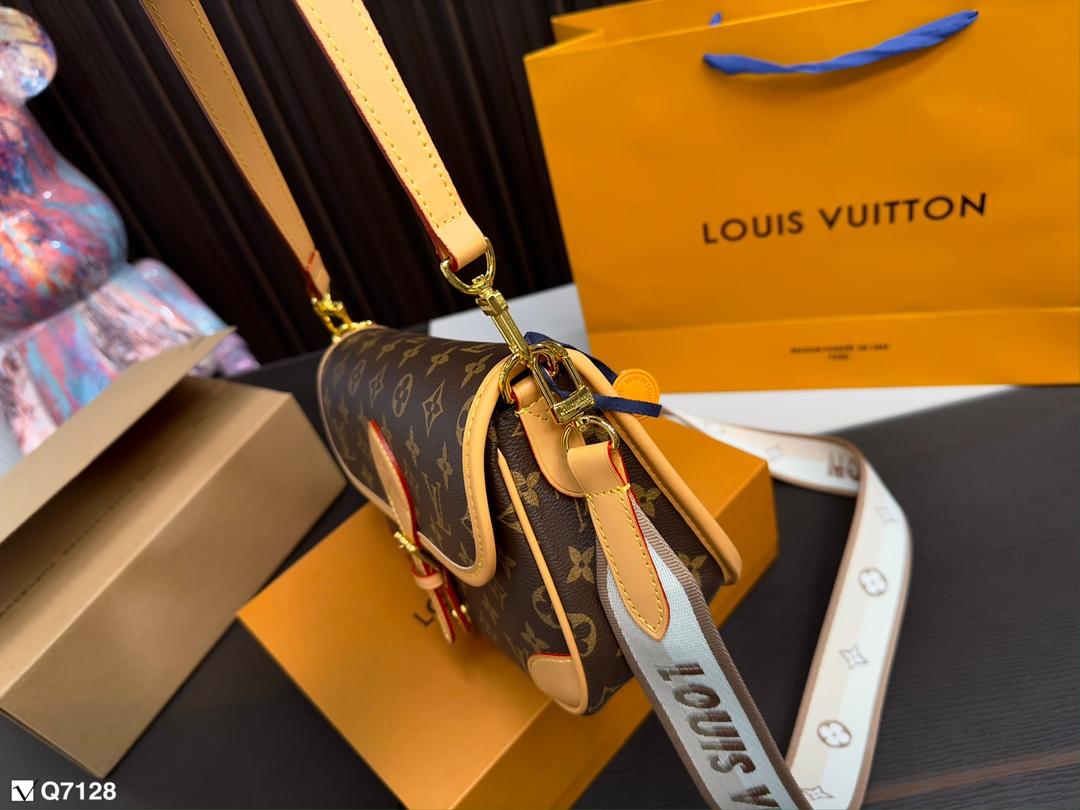 Replica Louis Vuitton Bag 24*15CM