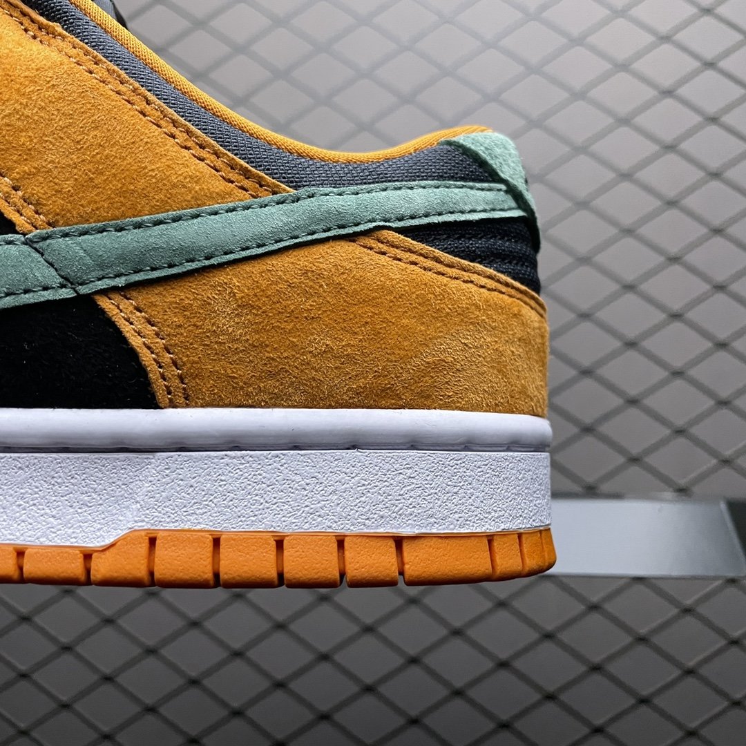 Replica Nike Dunk SB Shoe Nike Dunk SB LowCeramic   DA