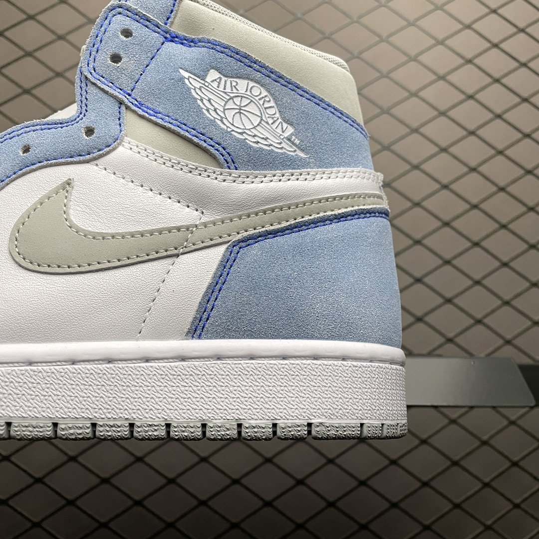 Replica Air Jordan Shoe Air Jordan 1 High Hyper Royal 555088-402 36-47