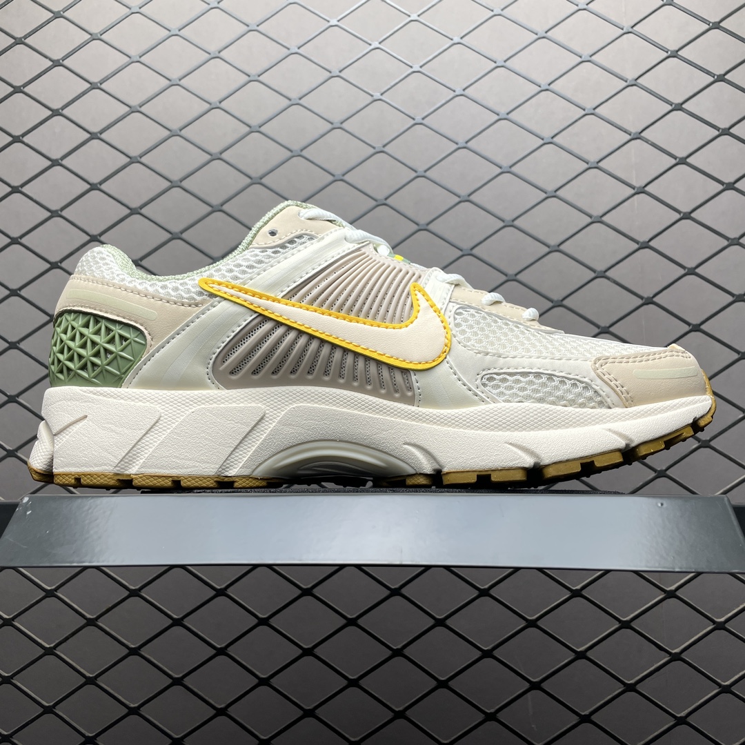 Replica Nike Shoe Nike Zoom Vomero 5 FQ6868-181 Size 36-45