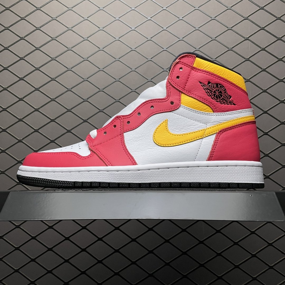 Replica Air Jordan Shoe Air Jordan 1 Retro Hi OG Light Fusion Red AJ1 555088-603 Size 40-47