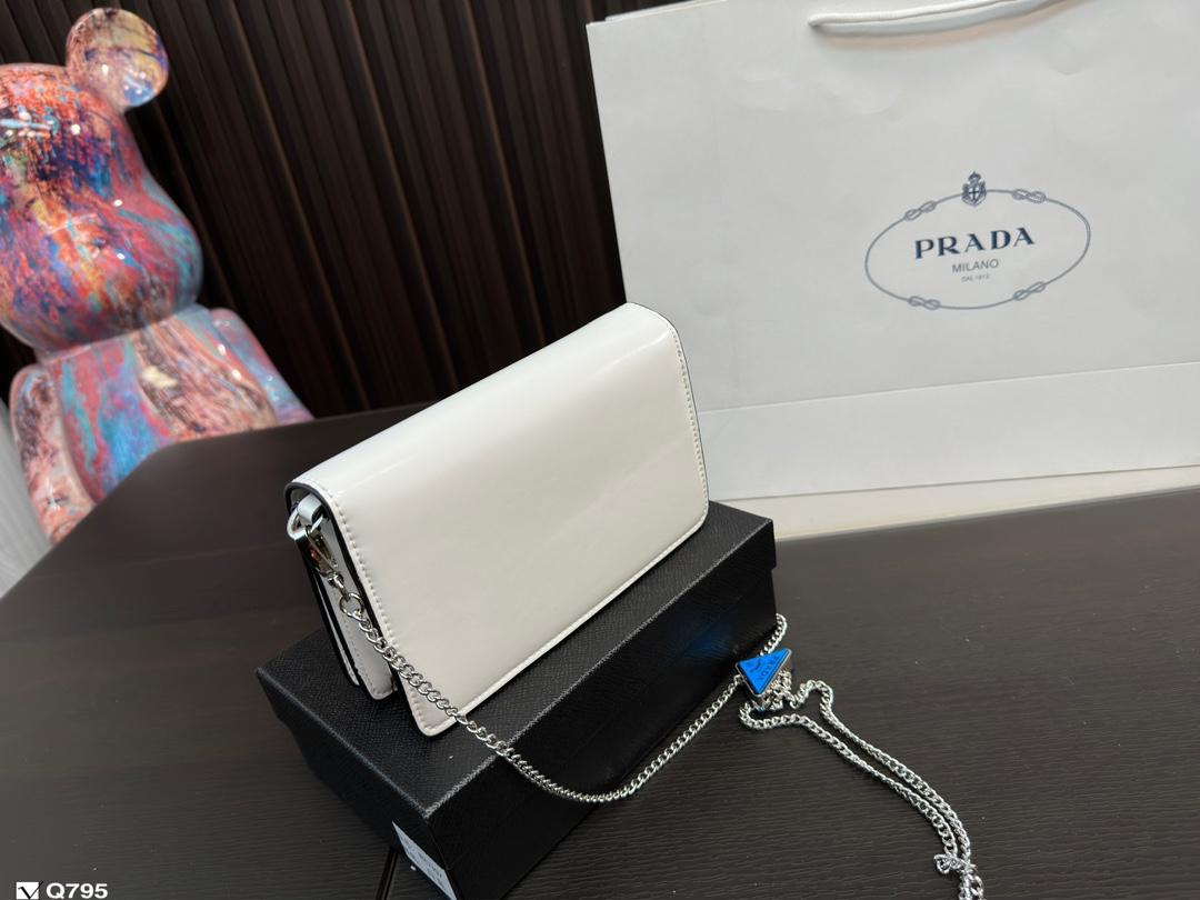Replica Prada Bag 18*12CM