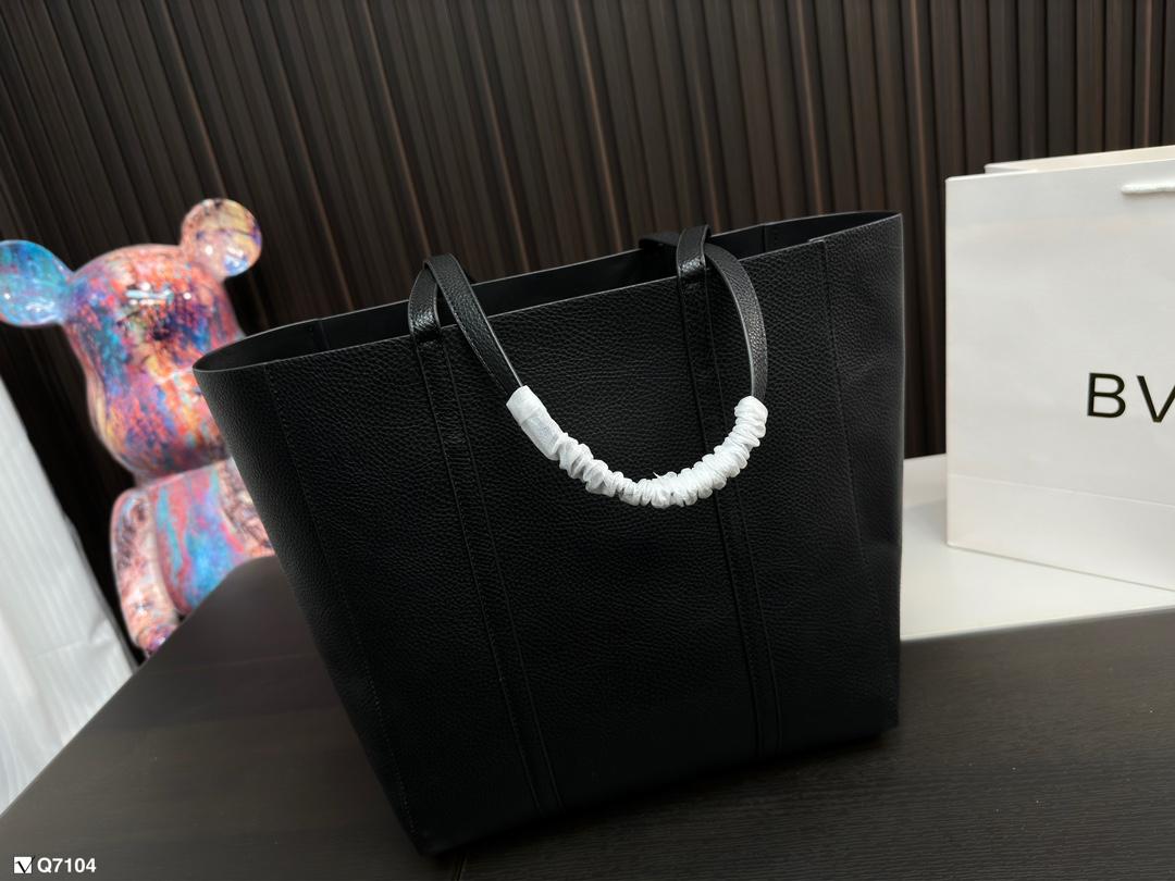 Replica Balenciaga Bag 36*29CM