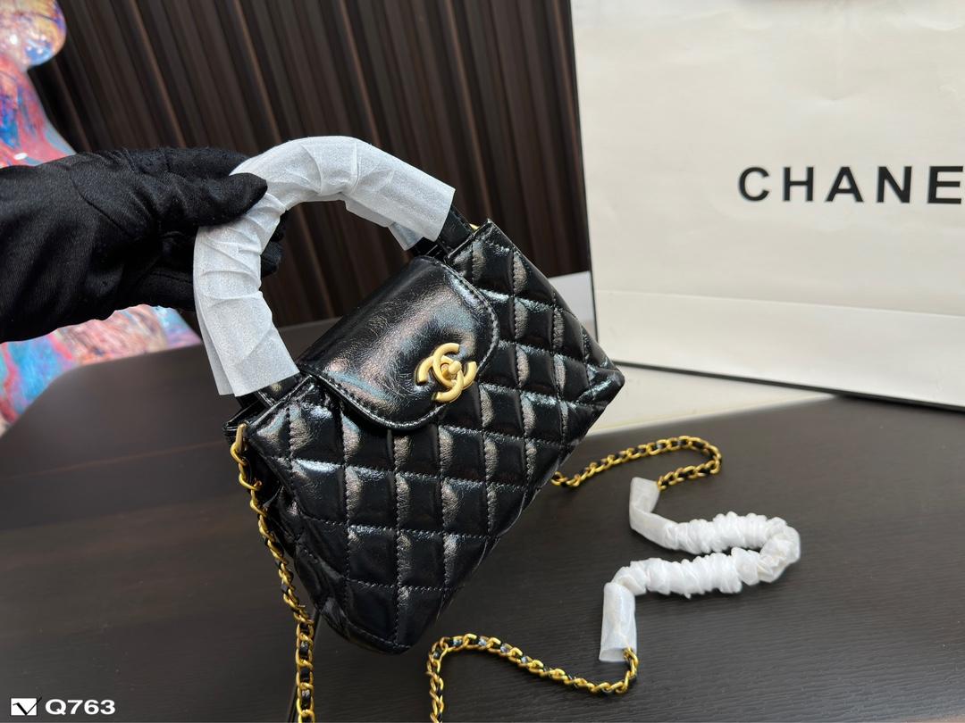 Replica Chanel Bag 12*20CM