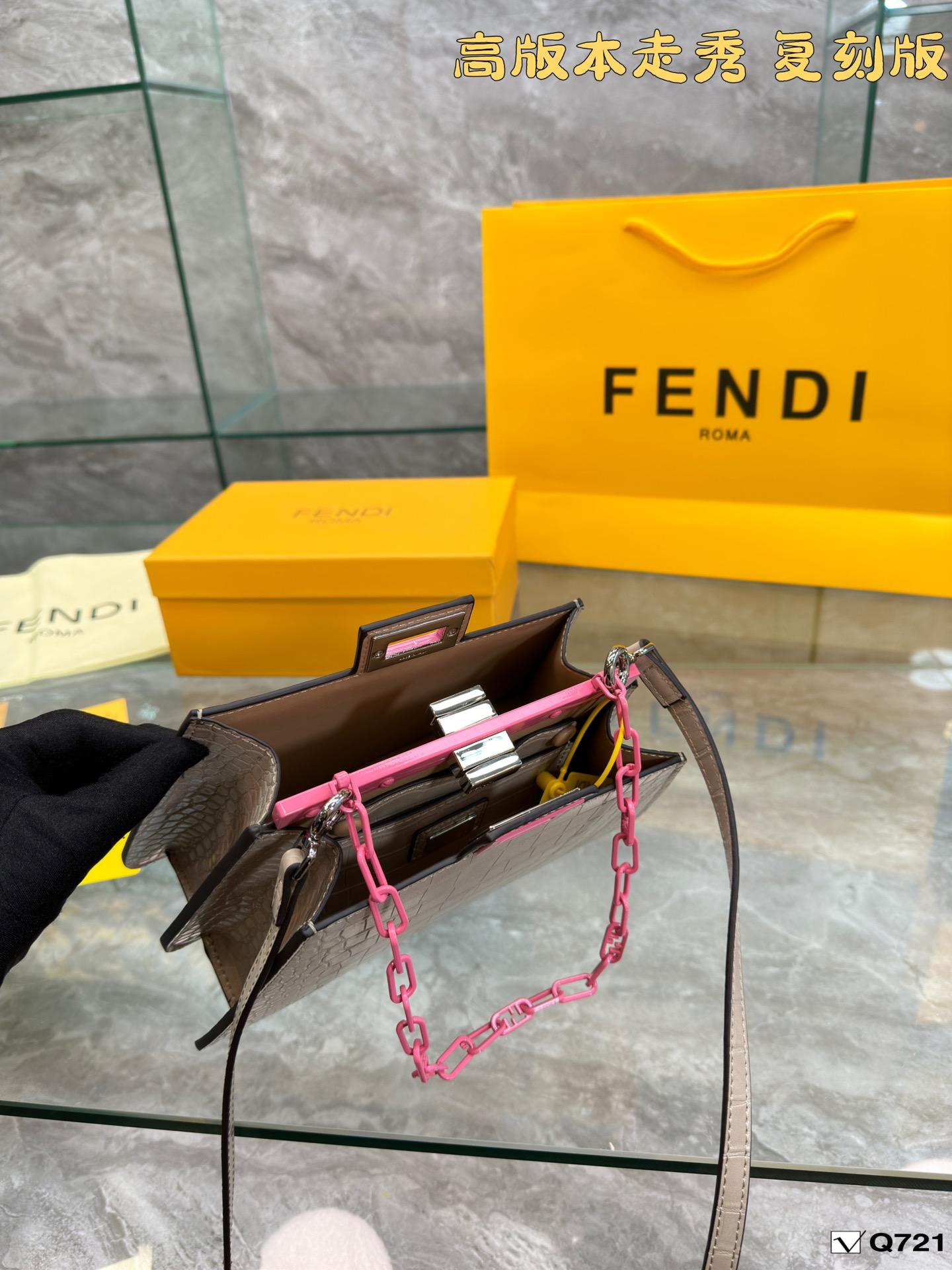 Replica Fendi Bag  25*17CM