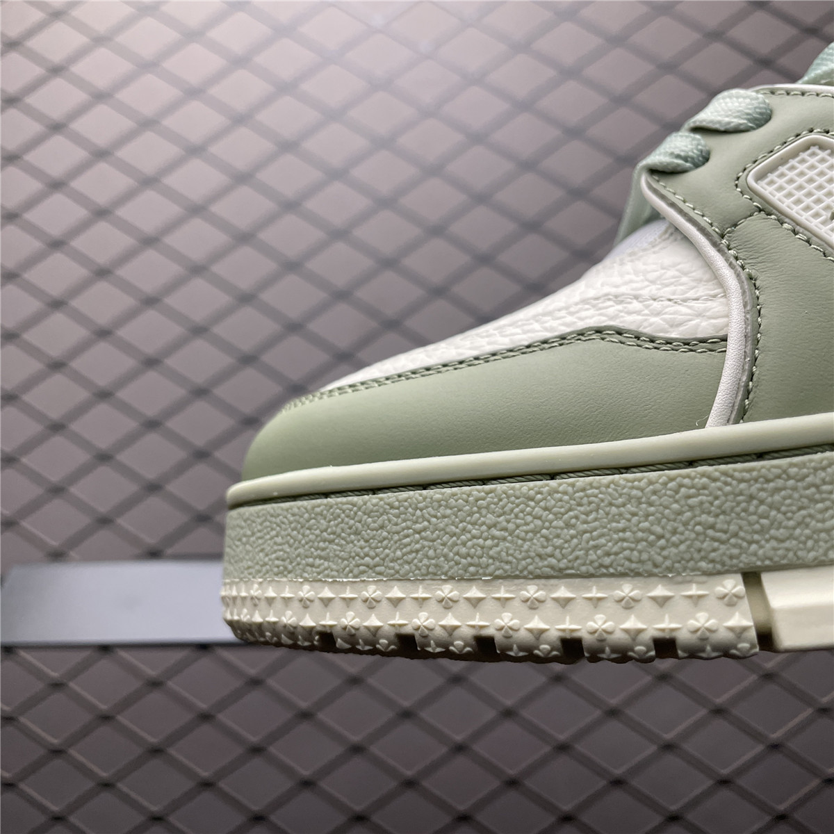 Replica LV Shoe  Louis Vuitton LV Trainer