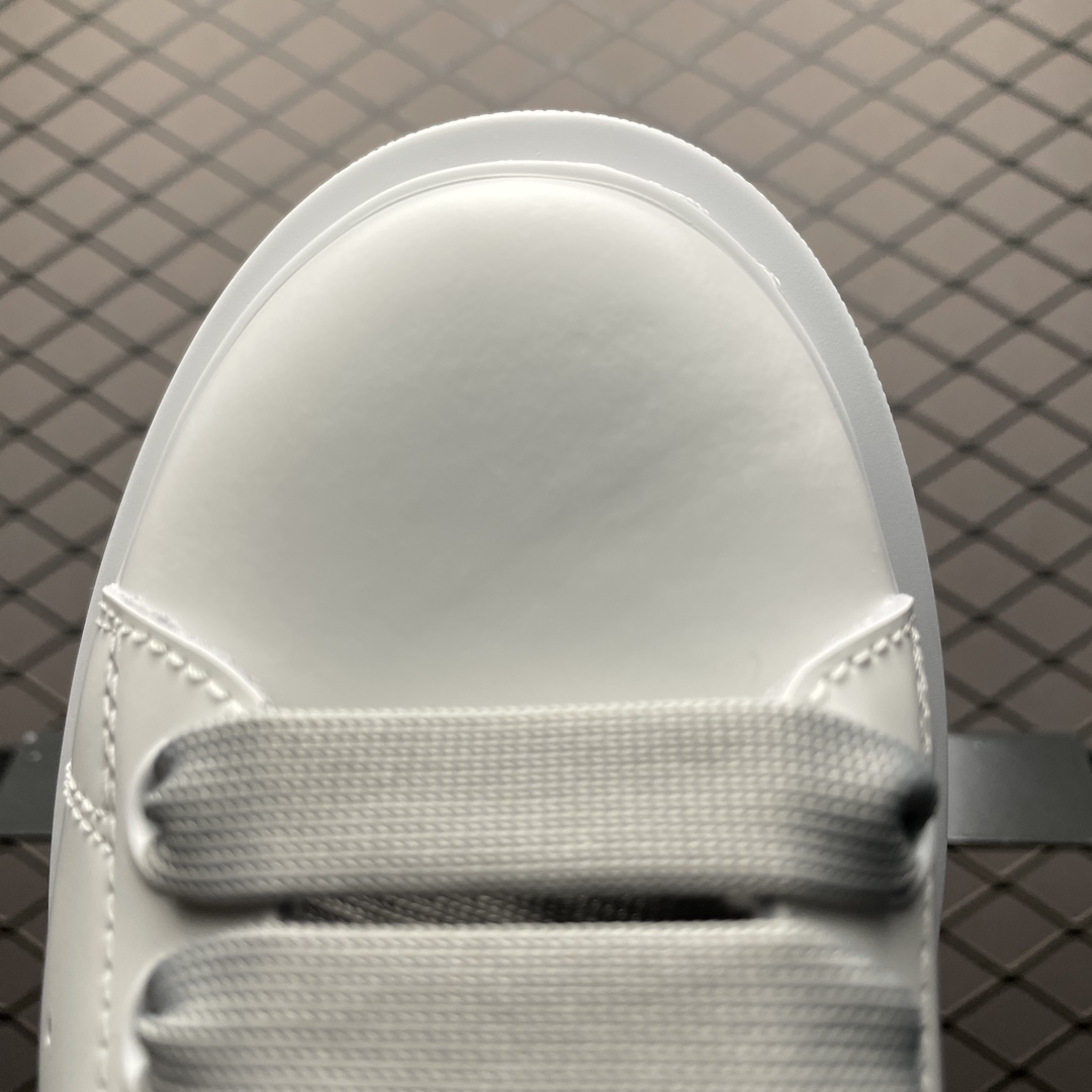 Replica Alexander McQueen Shoe   Alexander McQueen size 35-40