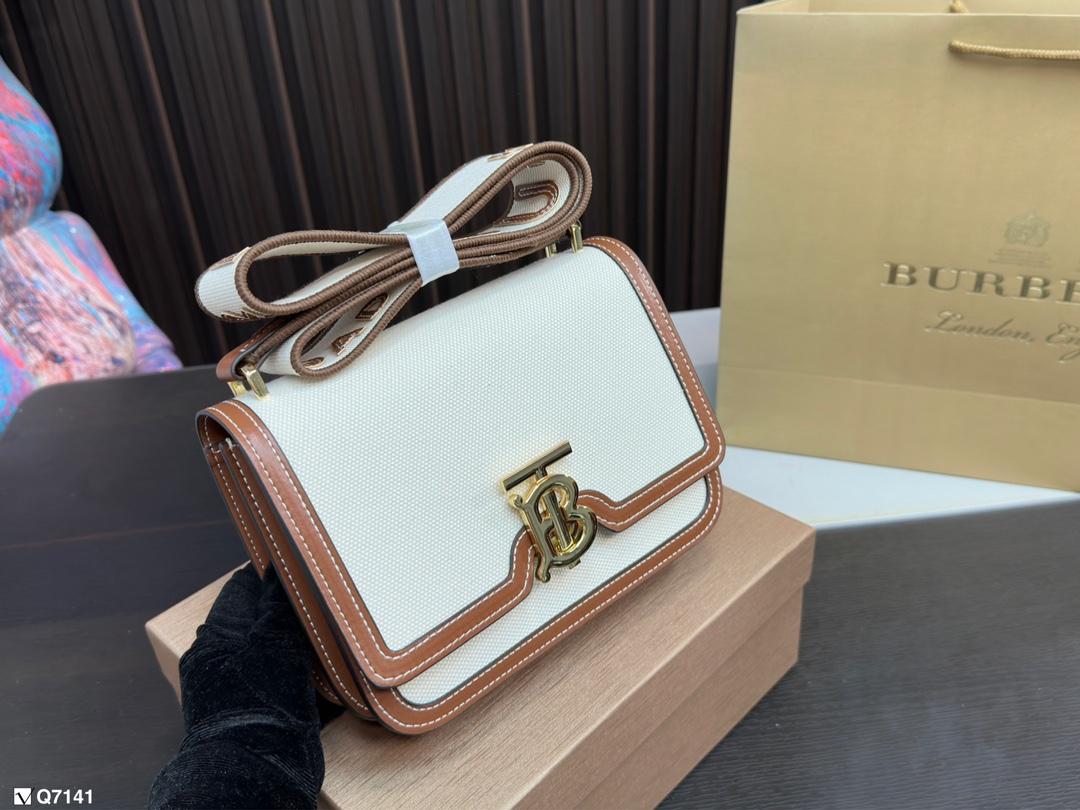 Replica Burberry Bag 20*15CM