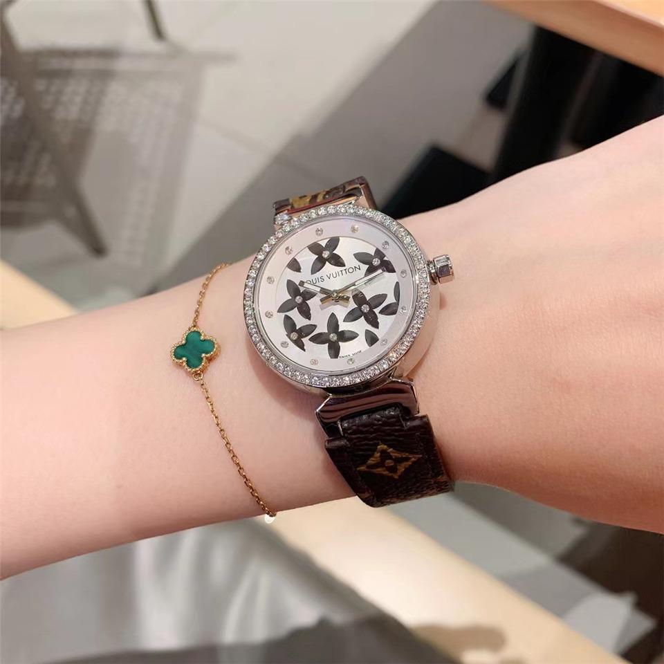 Replica LOUIS VUITTON LV 904l Stainless Steel Quartz Watch 33MM