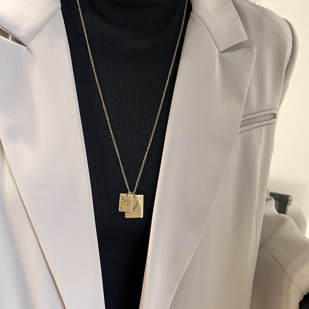 Replica LOUIS VUITTON Necklace