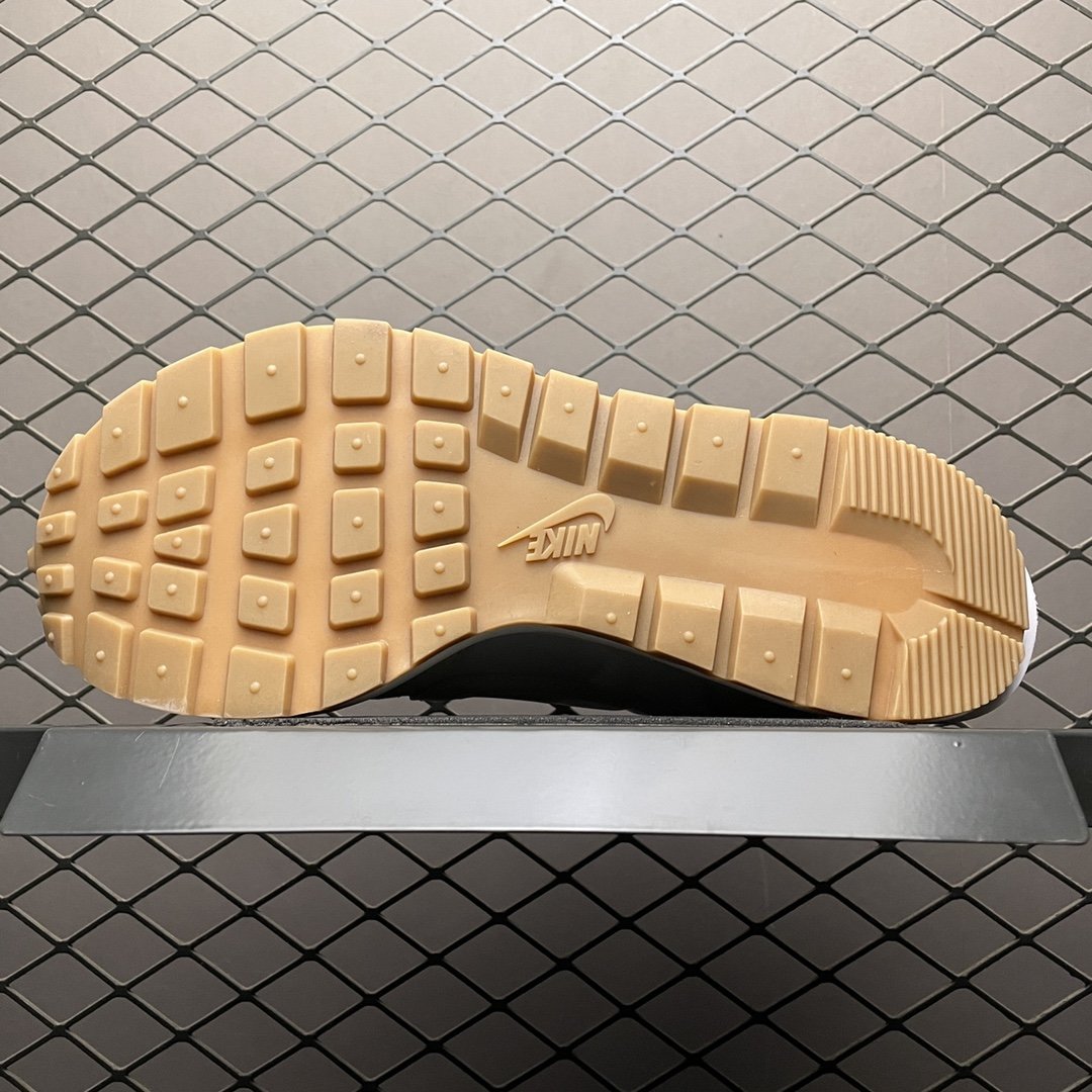 Replica Nike Shoe Sacai x Nike VaporwaffleSail3.0DD1875-10036-46_01783