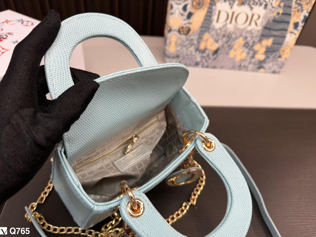 Replica Dior Bag  17*7*14CM