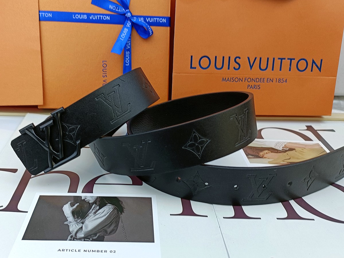 Replica LV belt
