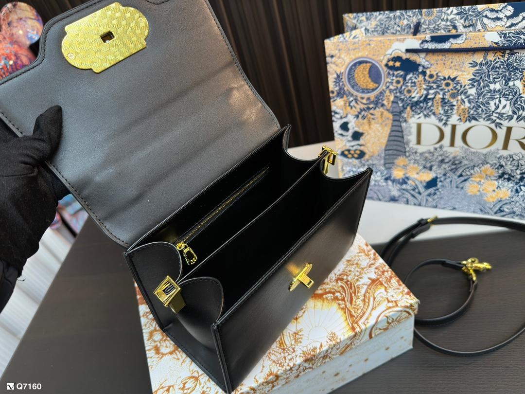 Replica Dolce Gabbana Bag 20*23CM