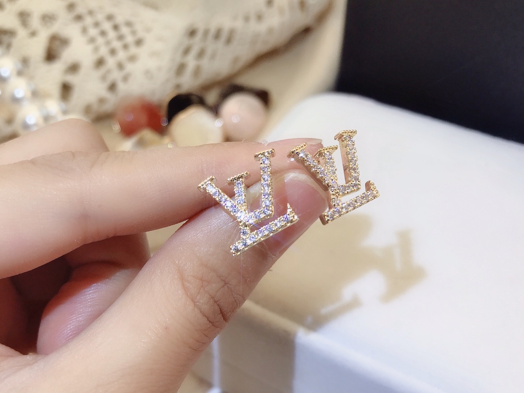 Replica LOUIS VUITTON Earring