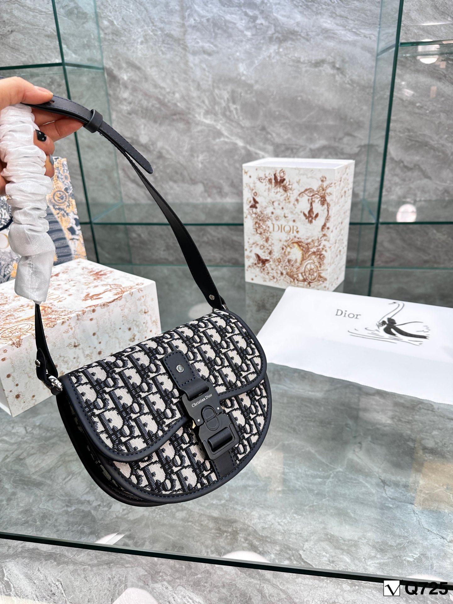 Replica Dior Bag 20*16CM