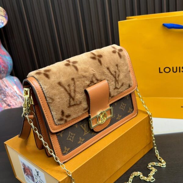Replica Louis Vuitton Bag 24*17CM
