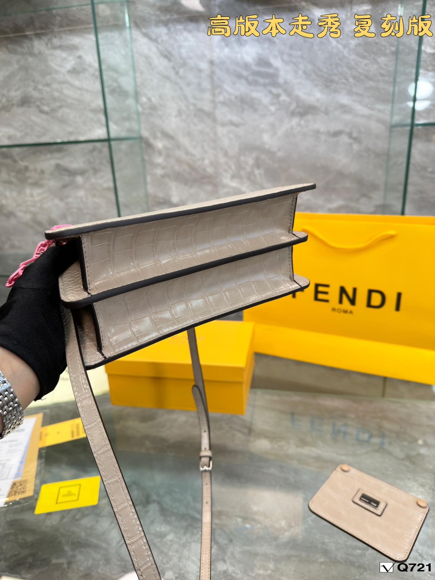 Replica Fendi Bag  25*17CM
