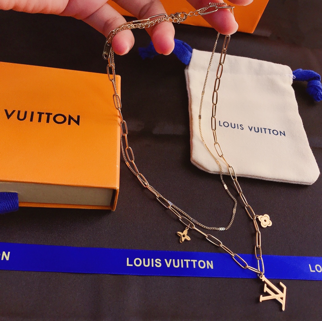 Replica LOUIS VUITTON Necklace