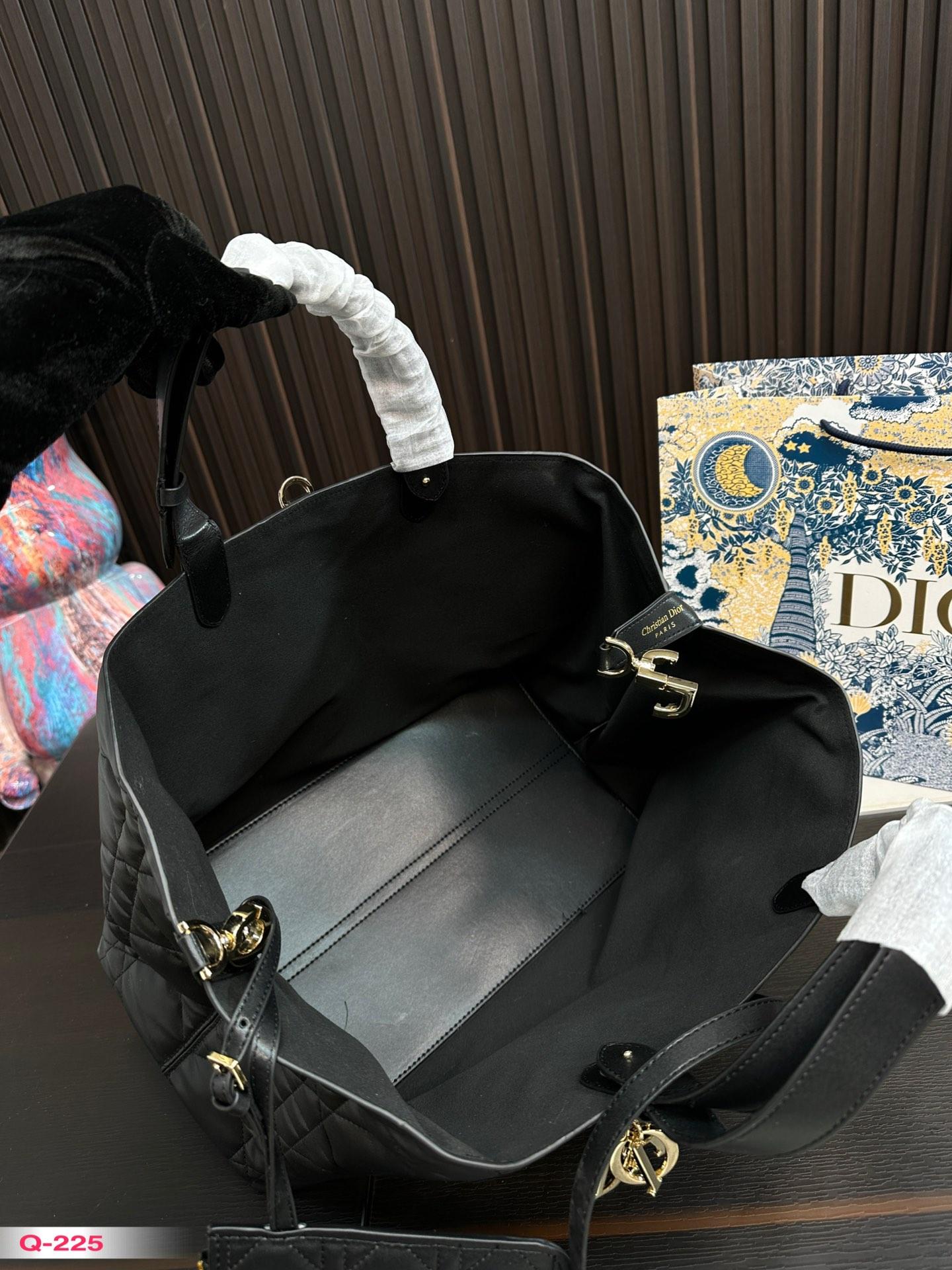 Replica Dior Bag 28*37CM