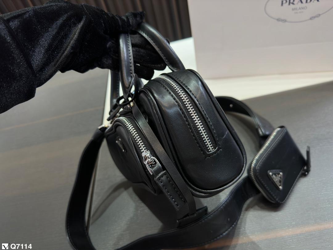 Replica Prada Bag 12*23CM