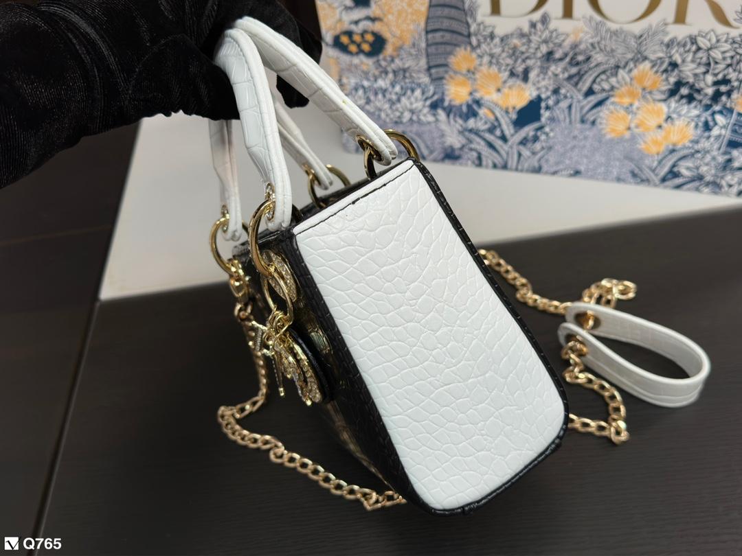 Replica Dior Bag  17*7*14CM