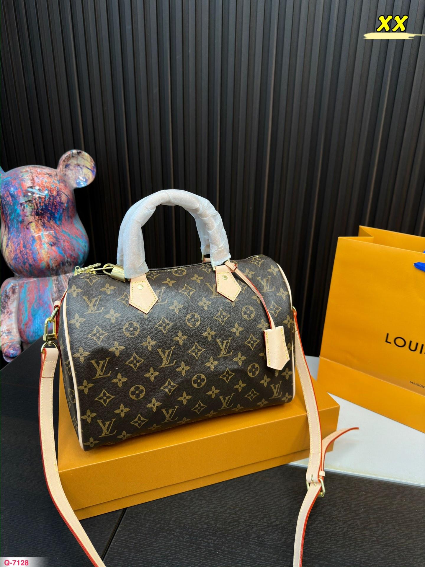 Replica Louis Vuitton Bag 30*21CM