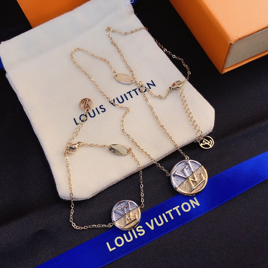 Replica LOUIS VUITTON Necklace