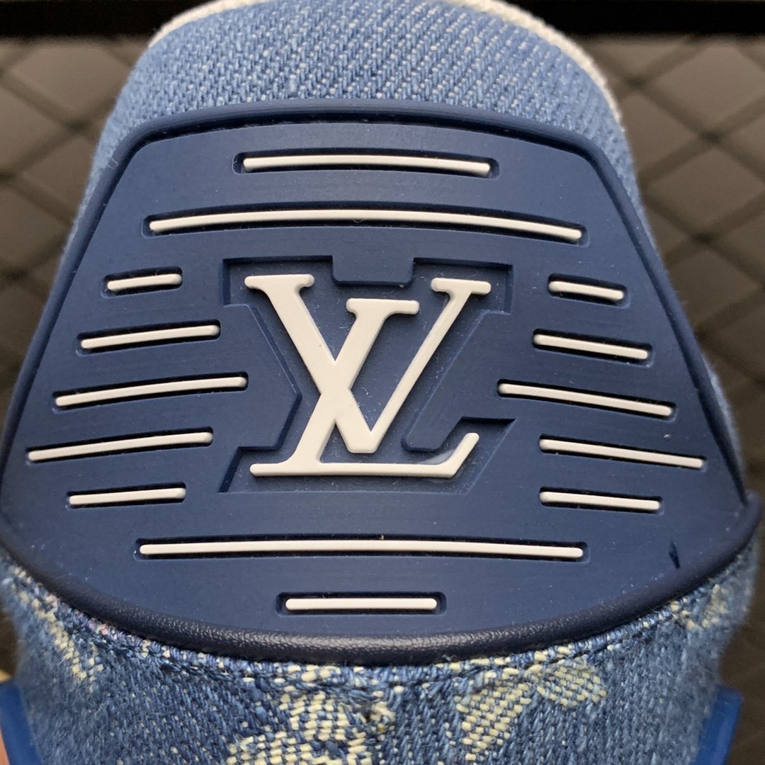 Replica Louis Vuitton Shoe Louis Vuitton LV Trainer 39-45