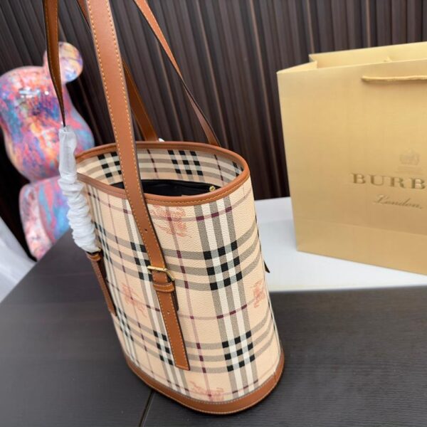 Replica Burberry Bag 24*28CM