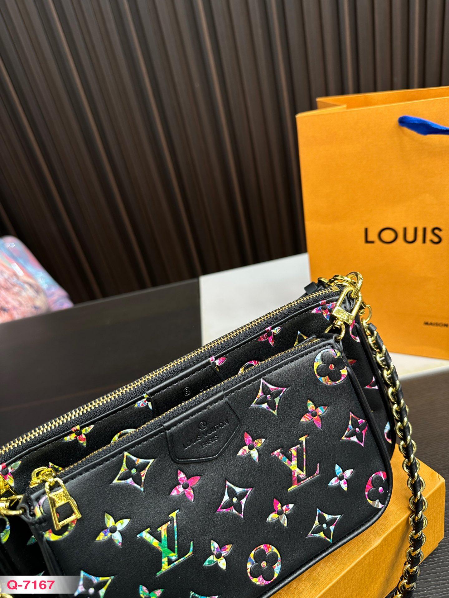 Replica Louis Vuitton Bag 12*23CM