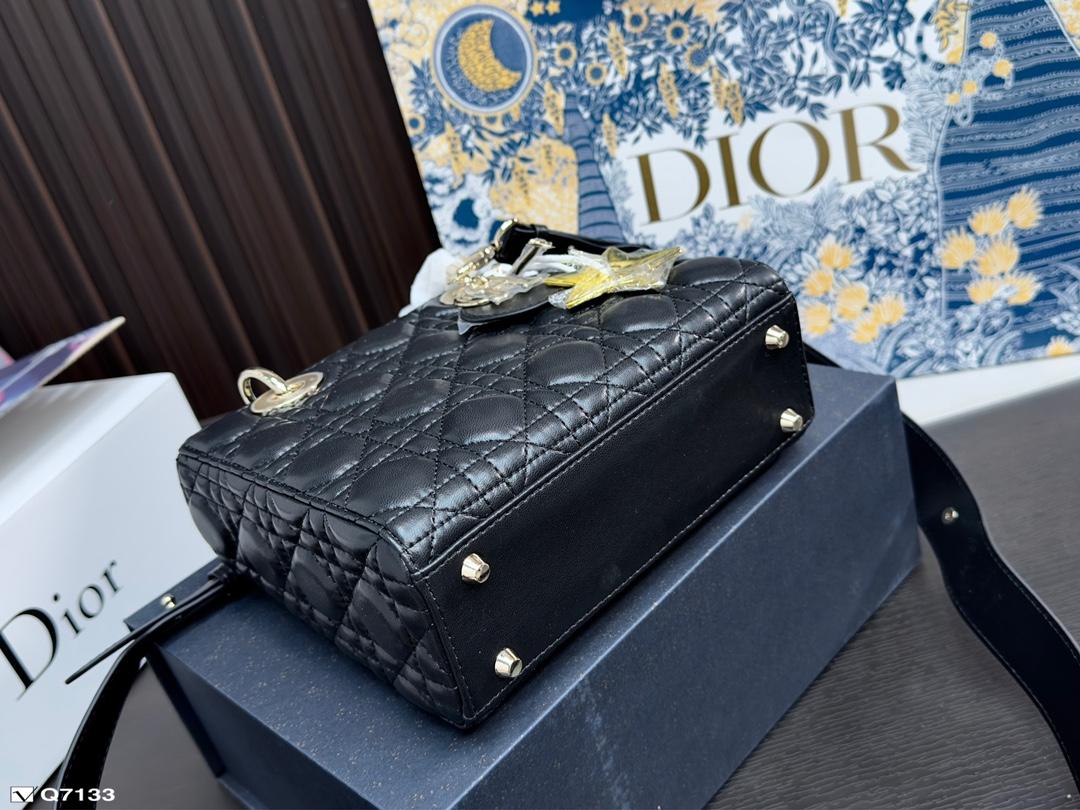 Replica Dior Bag 20*17CM