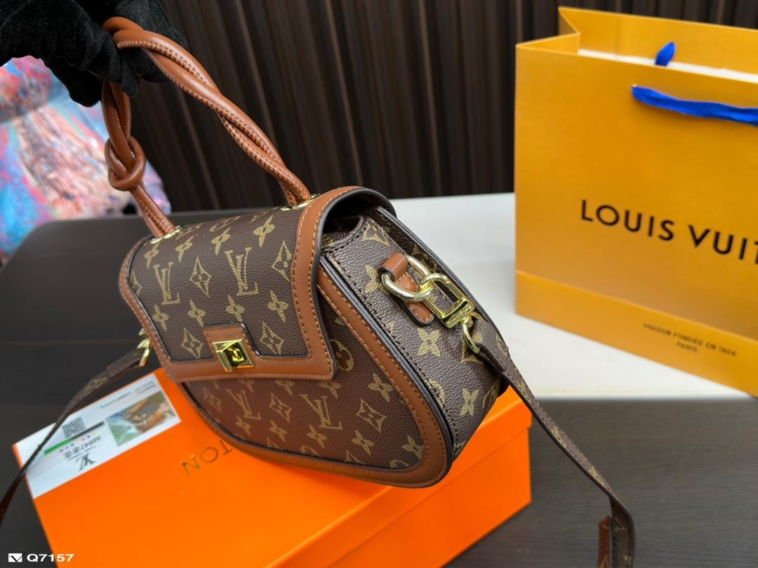 Replica Louis Vuitton Bag 15*24CM