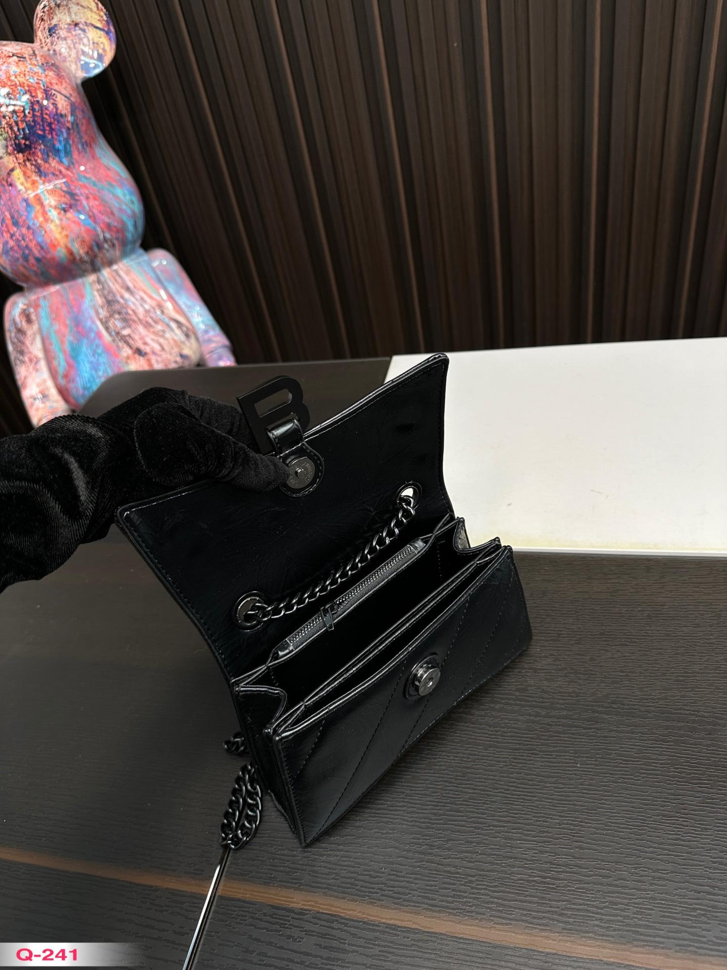 Replica Balenciaga Bag 10*20CM