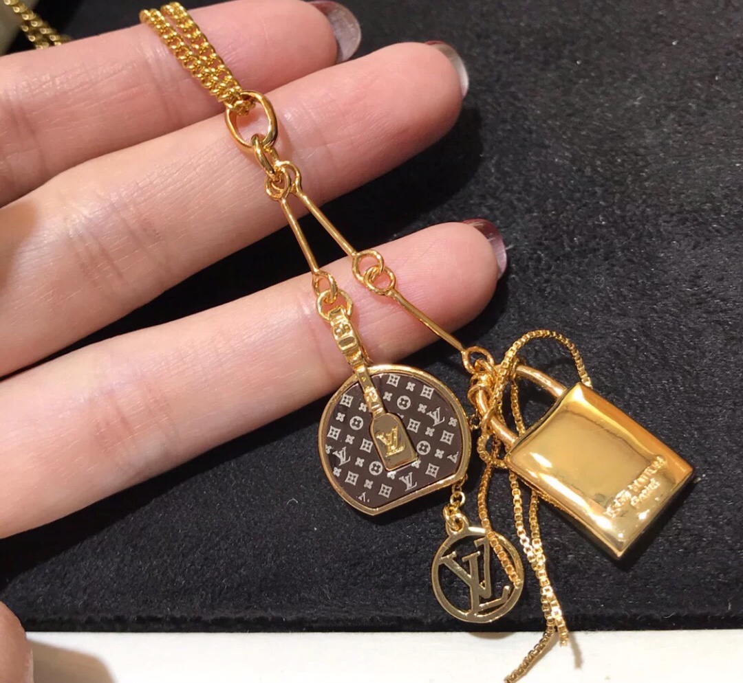 Replica LOUIS VUITTON Bracelet