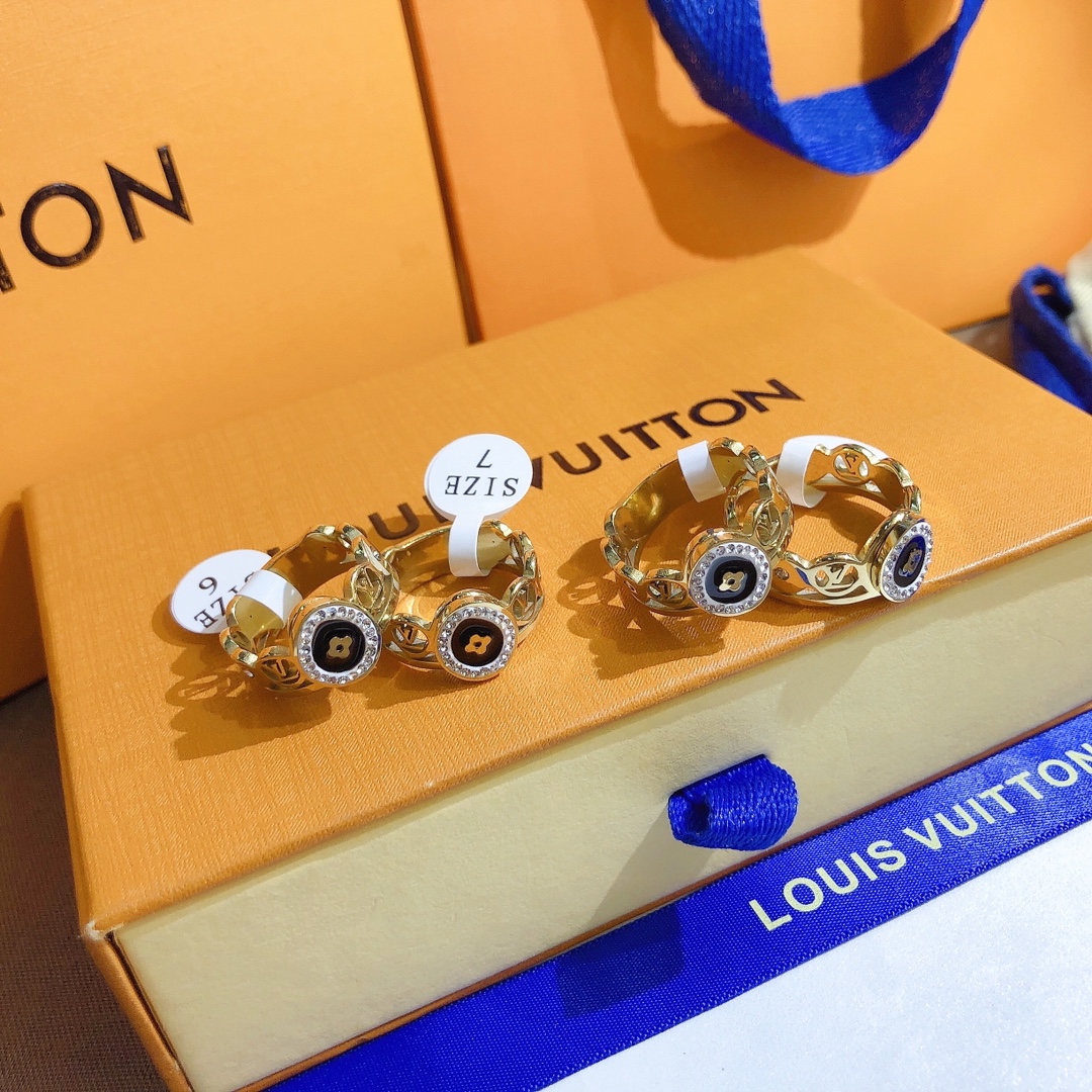 Replica LOUIS VUITTON Ring