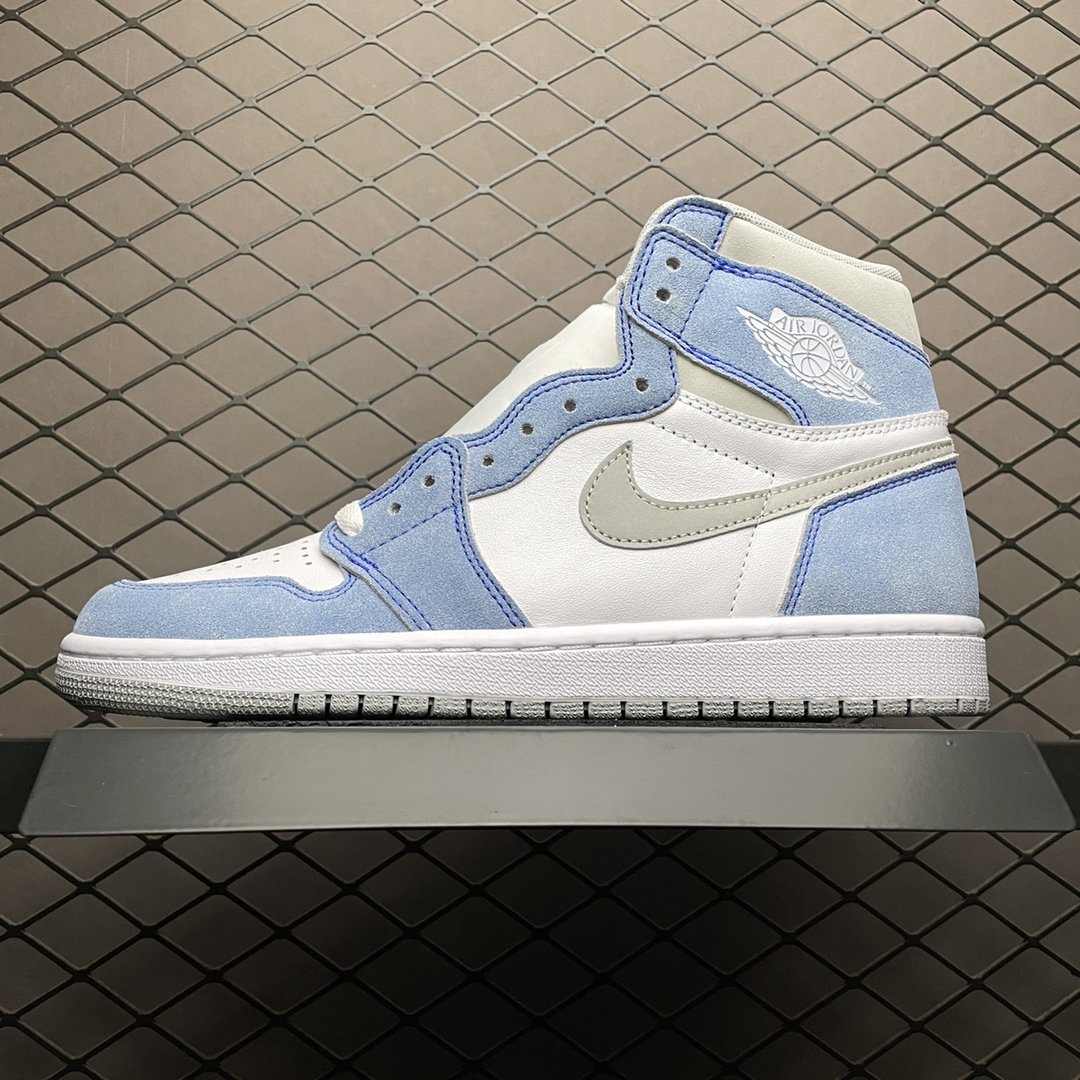 Replica Air Jordan Shoe Air Jordan 1 High Hyper Royal 555088-402 36-47
