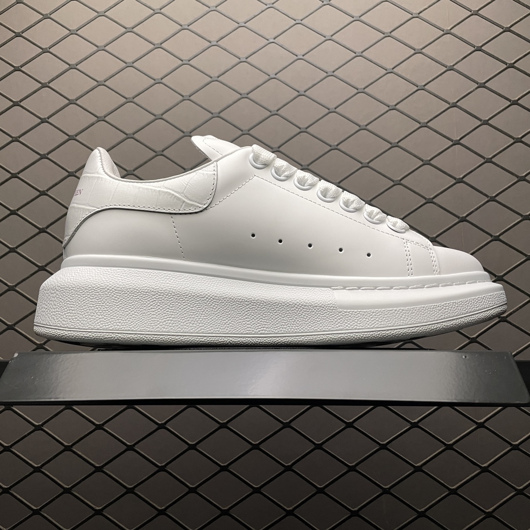 Replica Alexander McQueen Shoe Alexander McQueen Size 35-45 White Limited