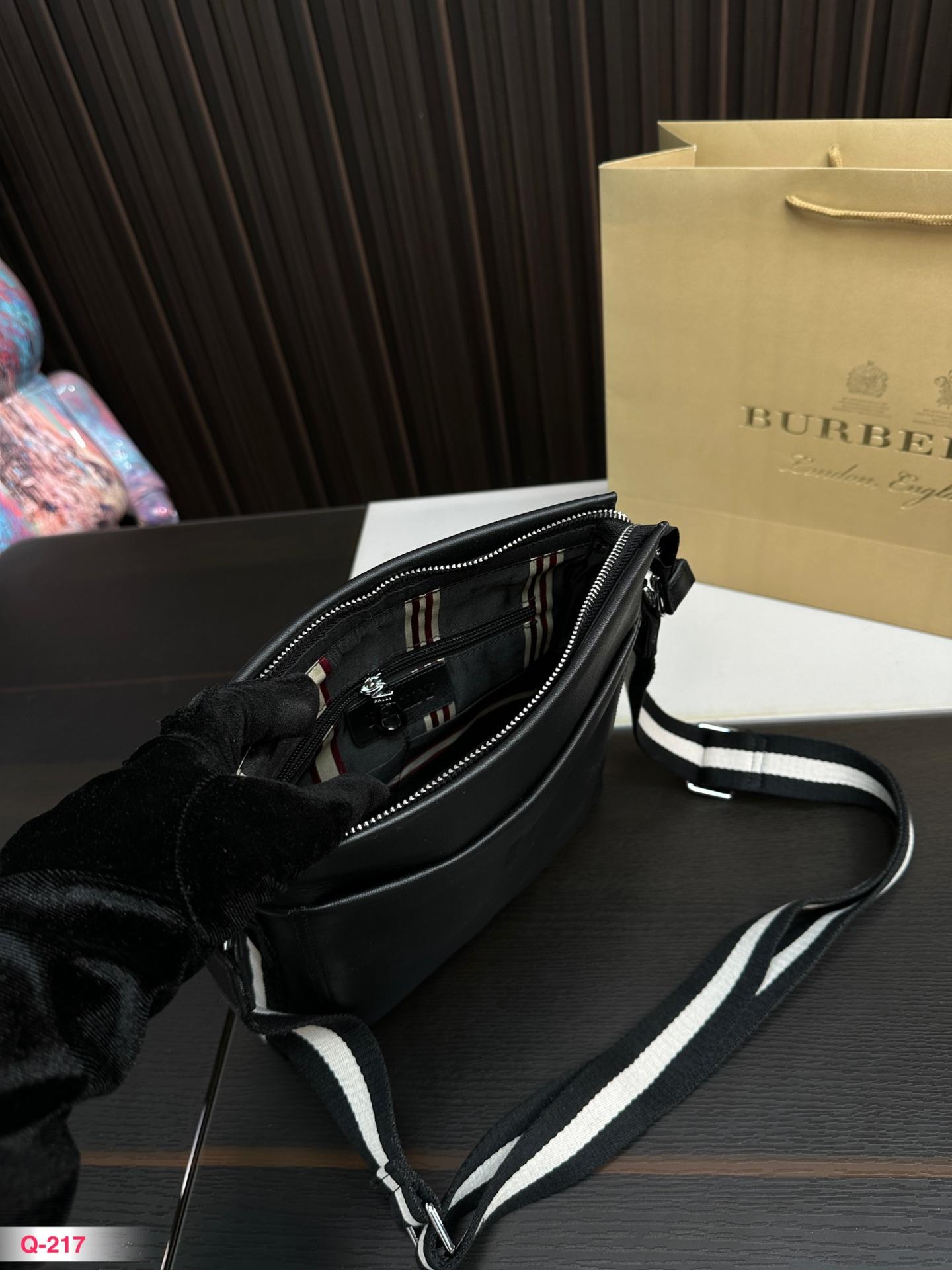 Replica Burberry Bag 25*26CM