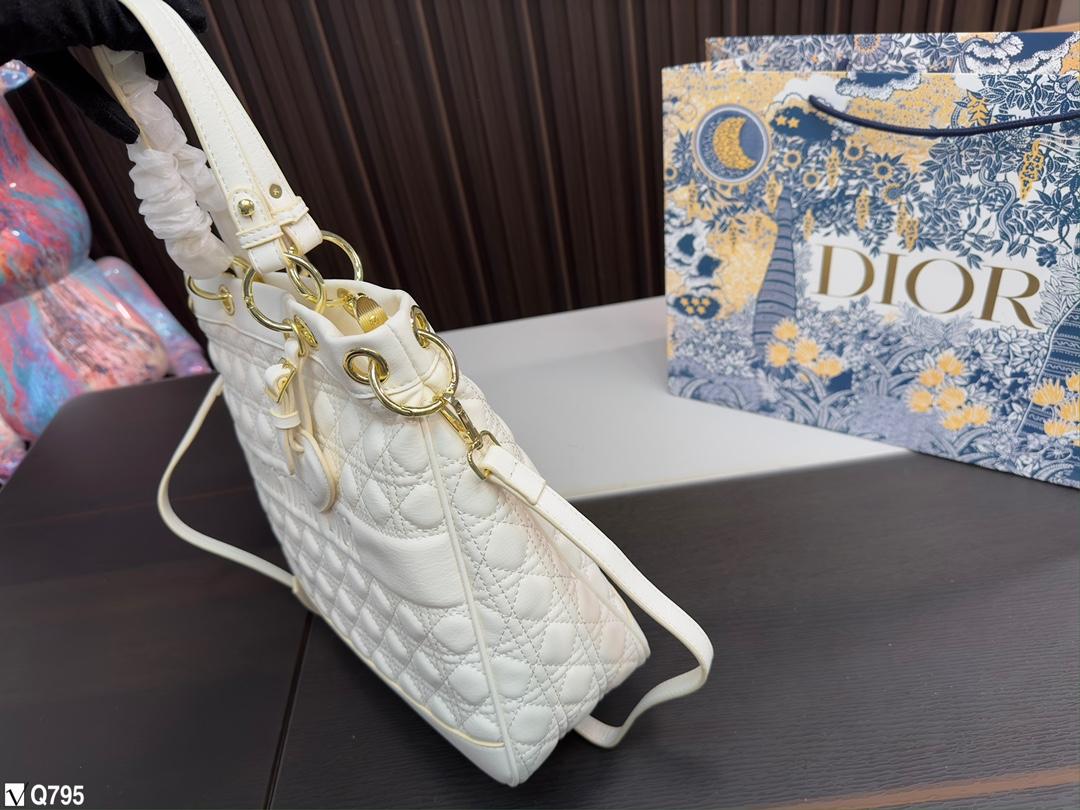 Replica Dior Bag 32*27CM