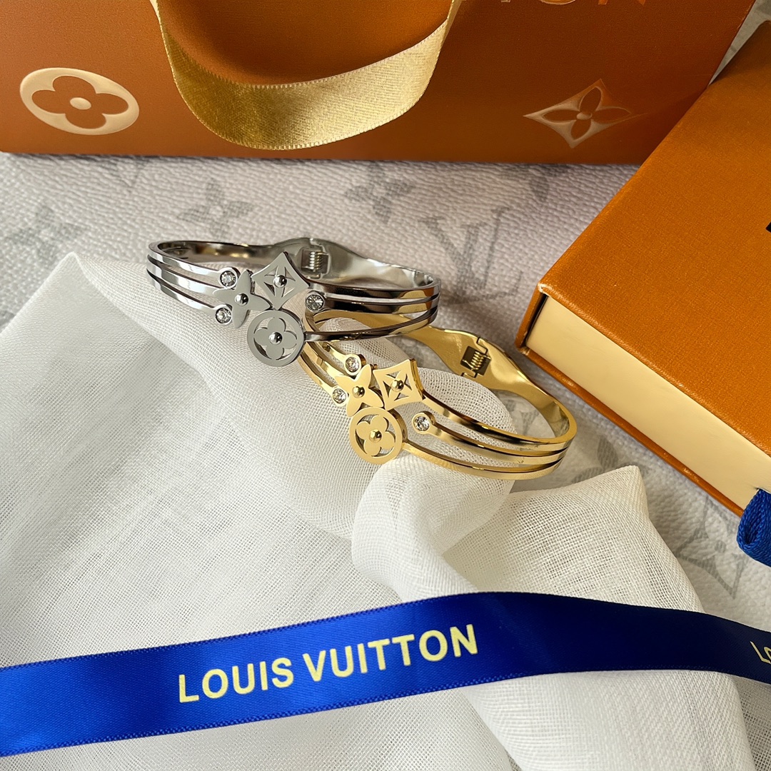 Replica LOUIS VUITTON Bangle