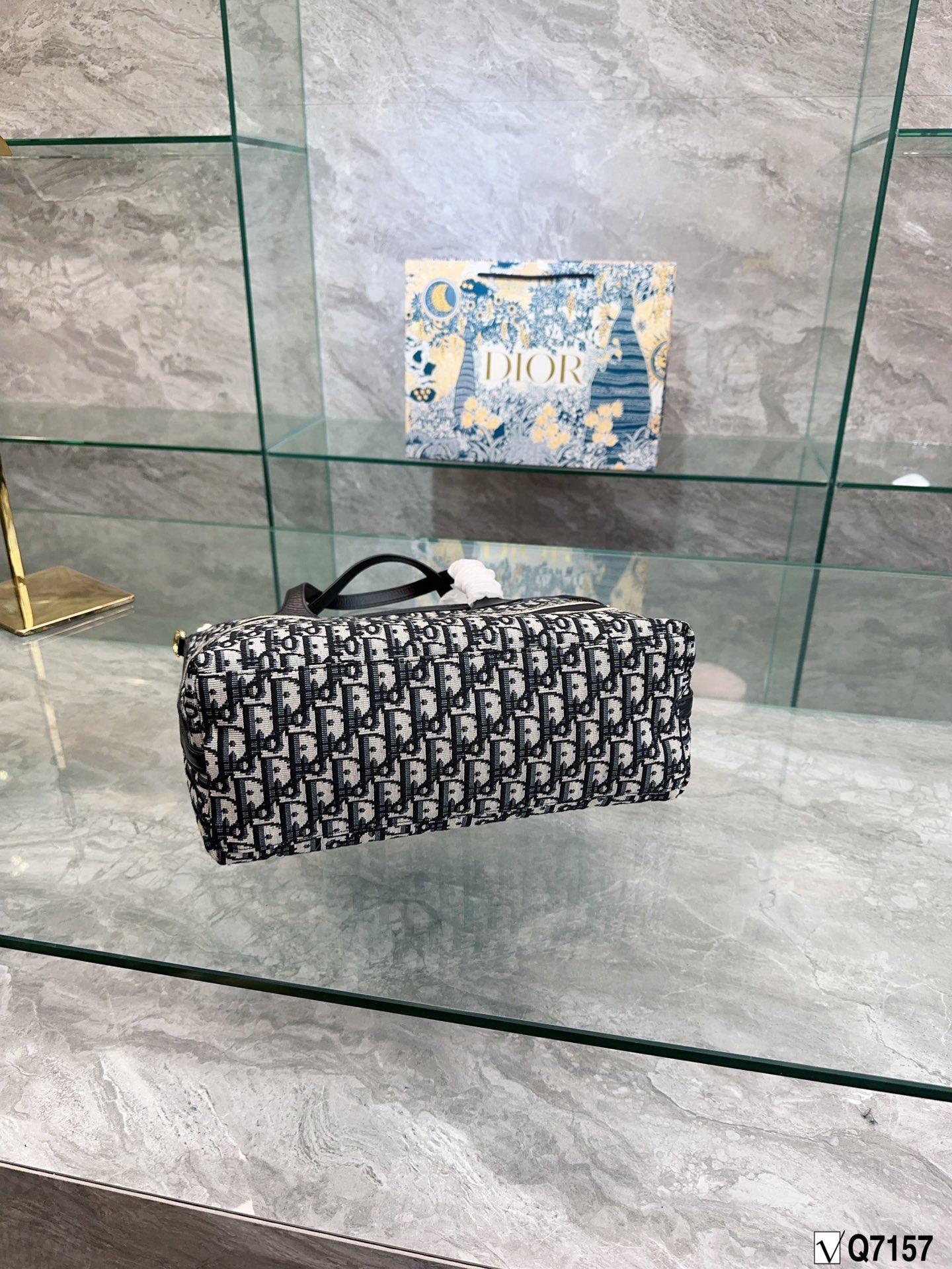Replica Dior Bag 32*31CM
