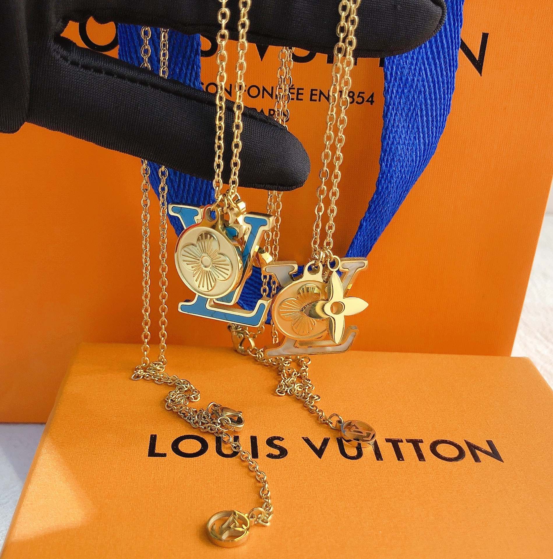 Replica LOUIS VUITTON Necklace