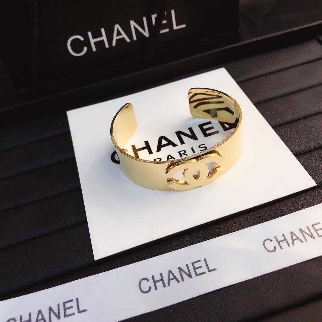 Replica CHANEL Bangle