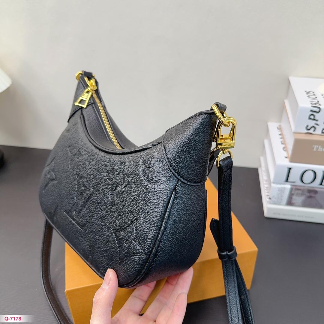 Replica Louis Vuitton Bag 23*13CM